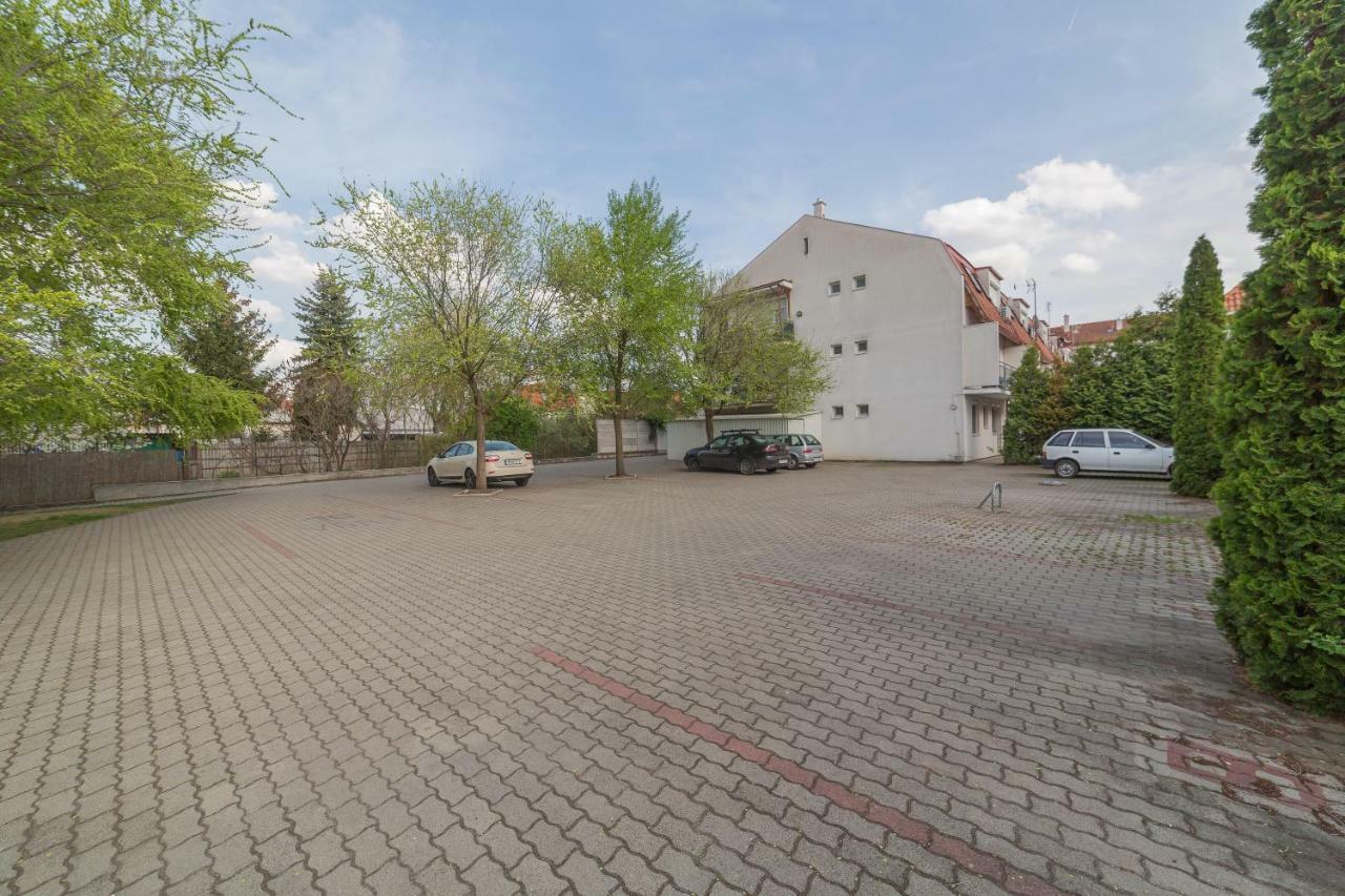 Fischer Apartman 2 Hajdúszoboszló Buitenkant foto