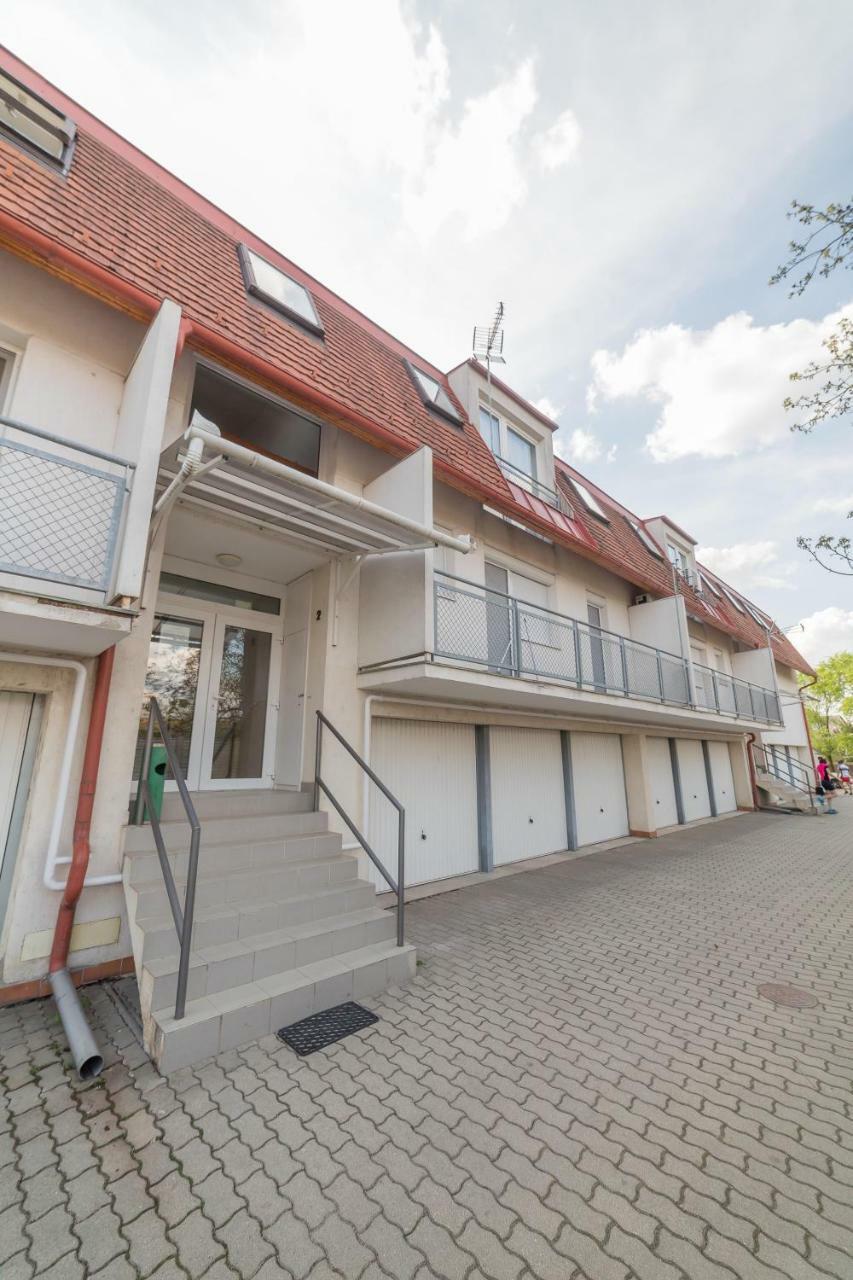Fischer Apartman 2 Hajdúszoboszló Buitenkant foto